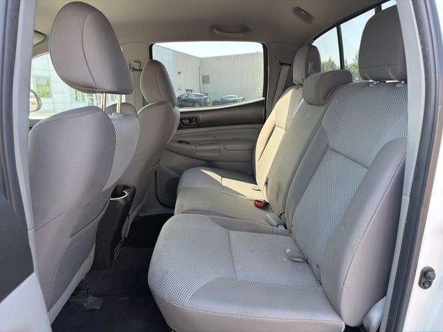 2015 Toyota Tacoma 4WD Double Cab Short Bed V6 Automatic (Natl)
