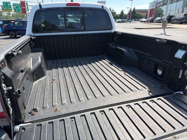 2015 Toyota Tacoma 4WD Double Cab Short Bed V6 Automatic (Natl)