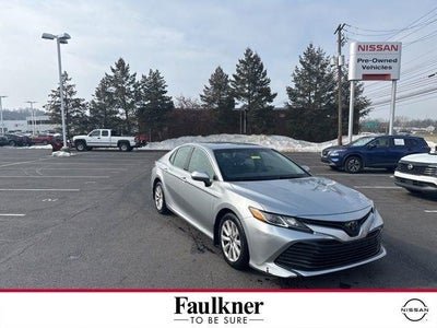 2018 Toyota Camry LE Auto (SE)