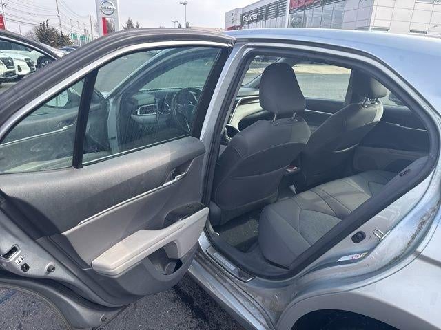 2018 Toyota Camry LE Auto (SE)