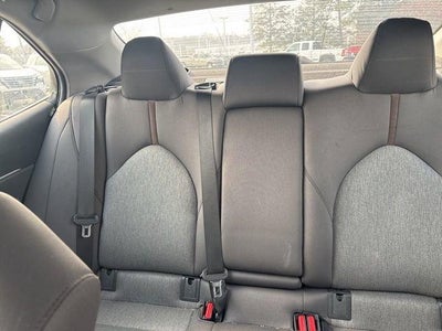 2018 Toyota Camry LE Auto (SE)