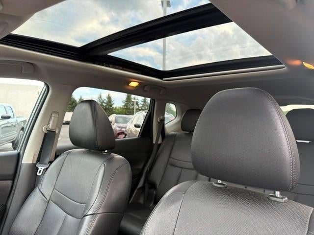 2016 Nissan Rogue AWD 4dr SL