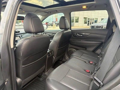 2016 Nissan Rogue AWD 4dr SL