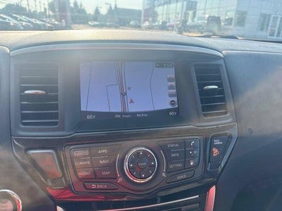 2020 Nissan Pathfinder 4x4 SL