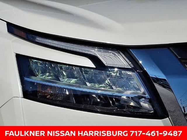 2024 Nissan Pathfinder SL 4WD