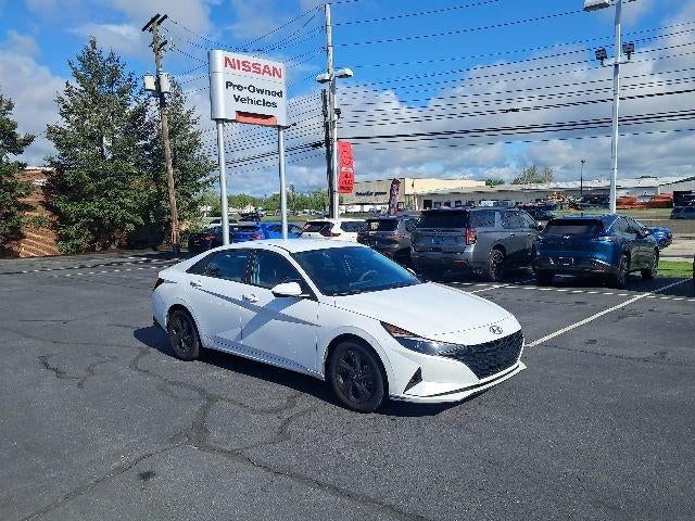 2021 Hyundai ELANTRA SEL IVT