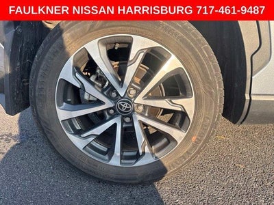 2024 Toyota Corolla Cross XLE 4WD (Natl)