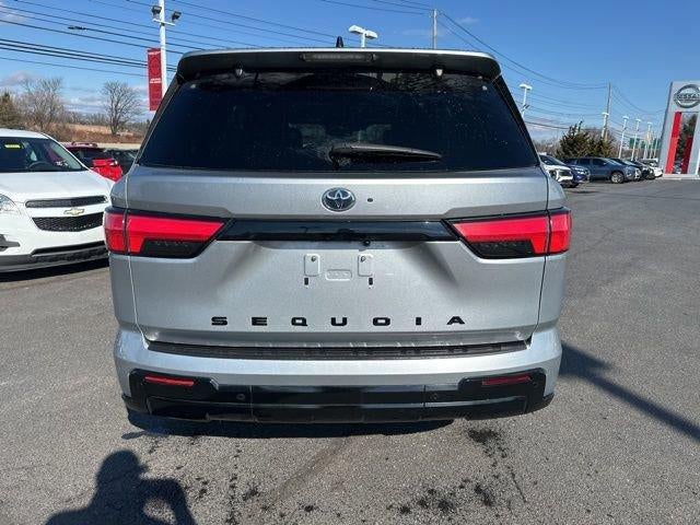 2023 Toyota Sequoia Platinum 4WD (Natl)