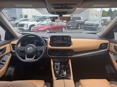 2023 Nissan Rogue AWD Platinum
