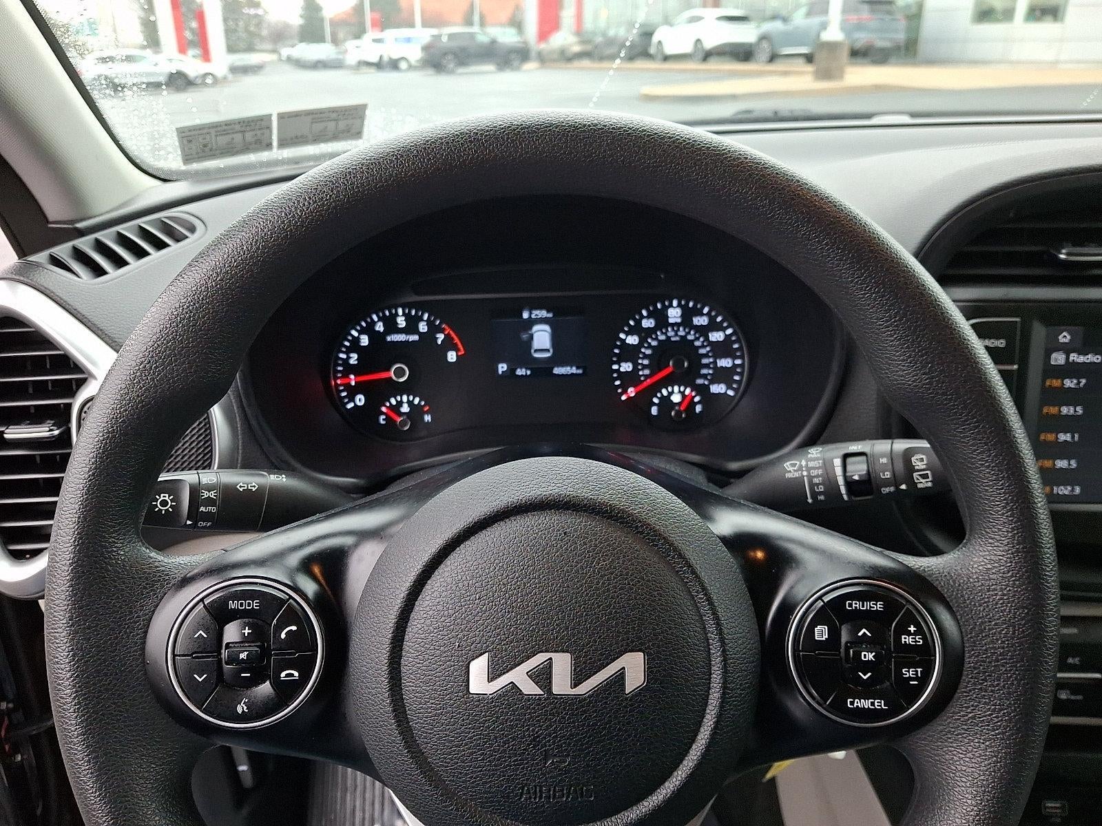 2022 Kia Soul LX IVT