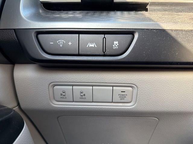 2022 Kia Carnival LXS FWD