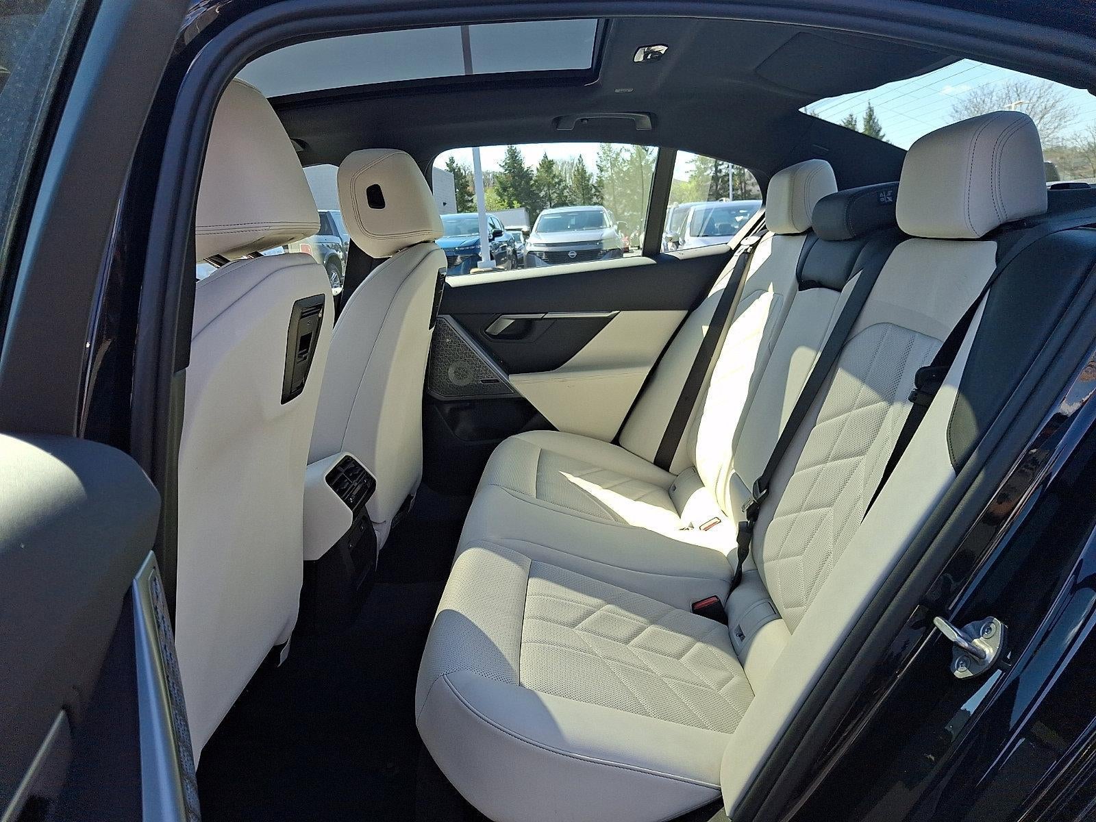 2024 BMW i5 M60 Sedan