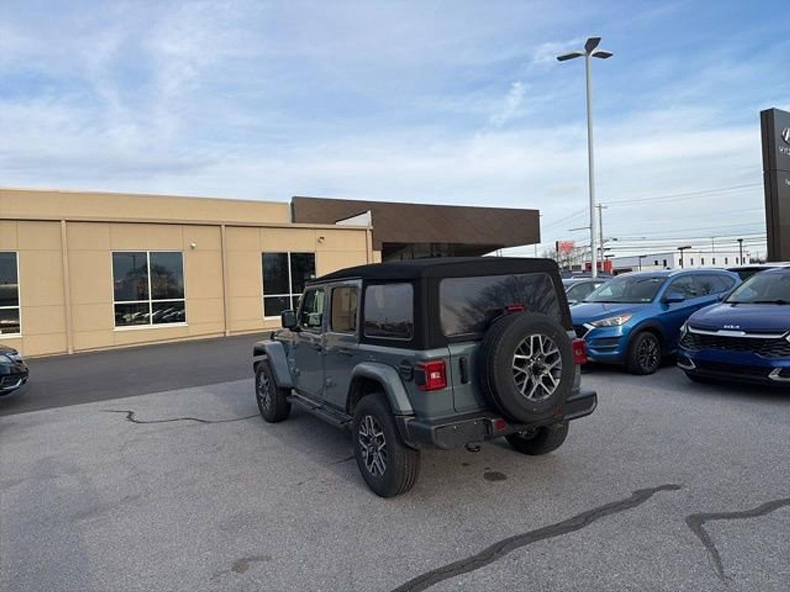 2024 Jeep Wrangler Sahara