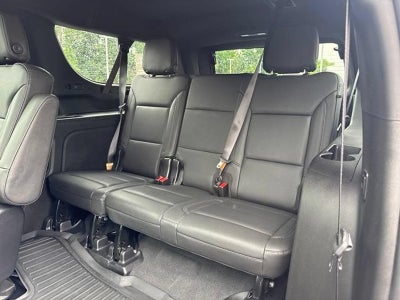 2022 Chevrolet Suburban LT