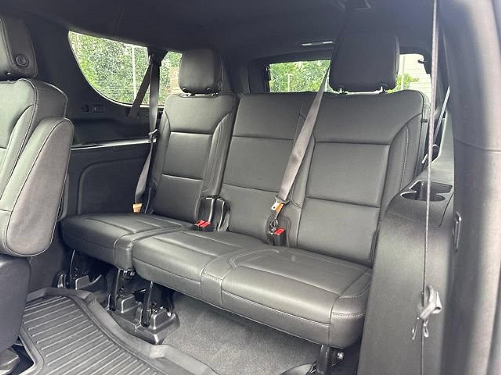 2022 Chevrolet Suburban LT