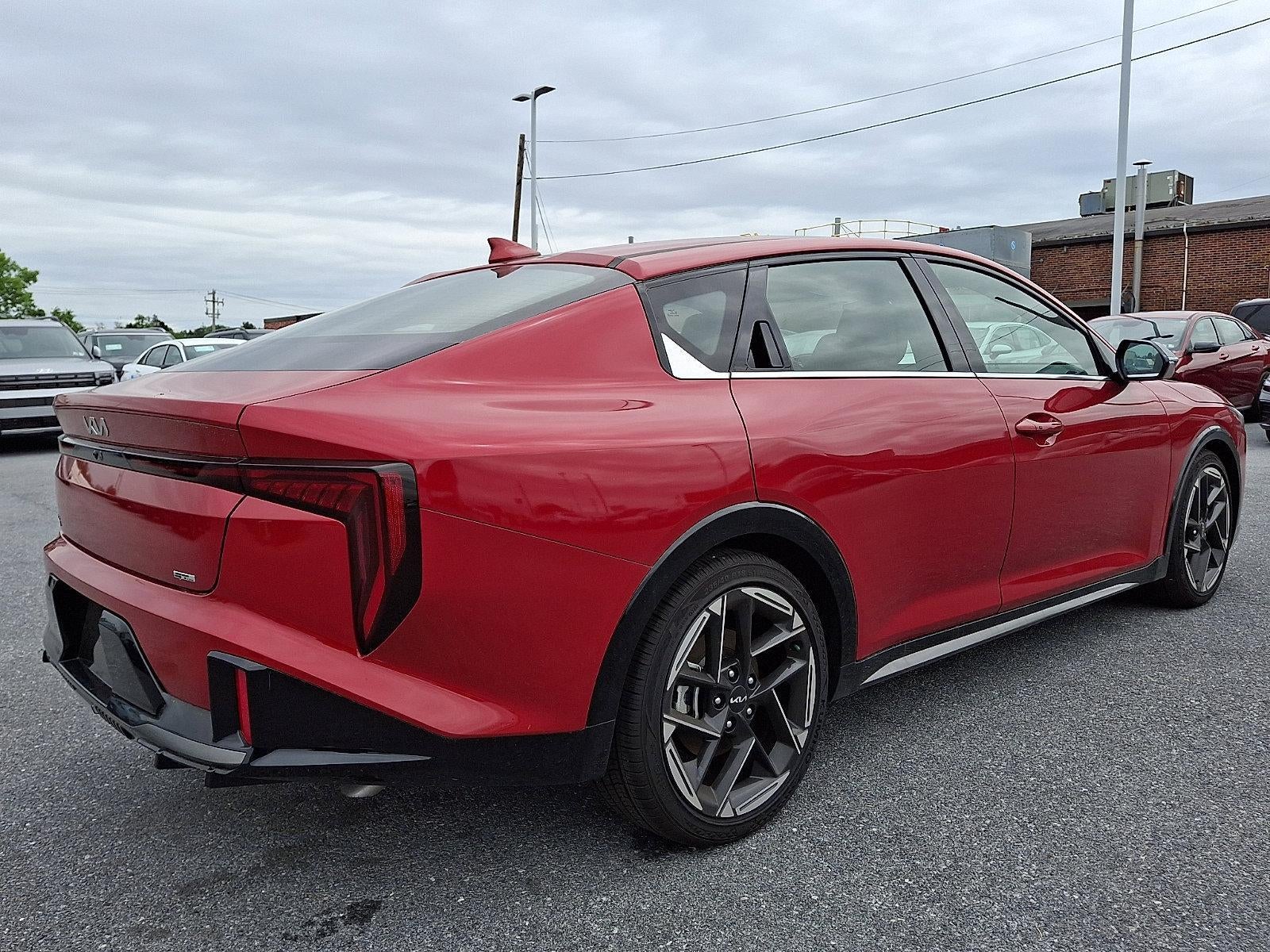 2025 Kia K4 GT-Line