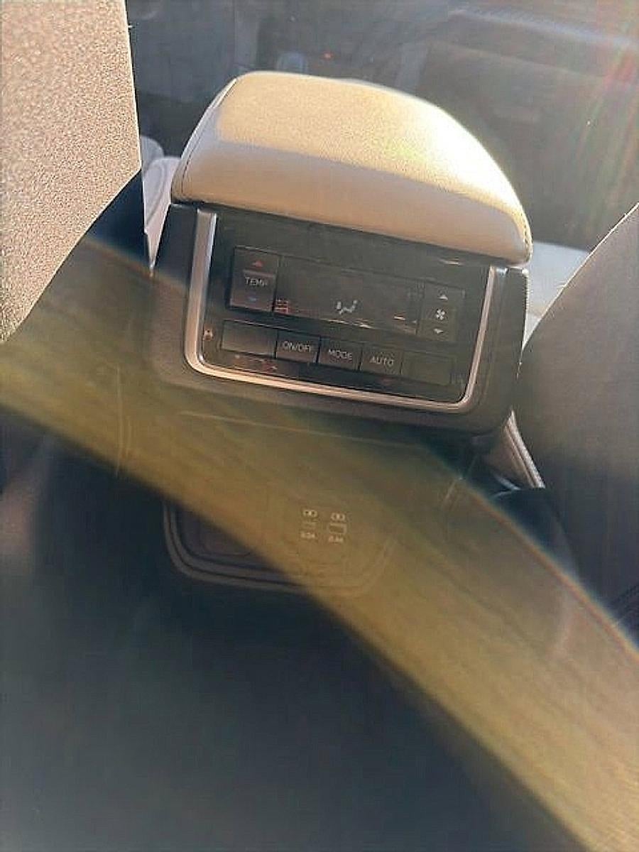 2024 Subaru Ascent Premium