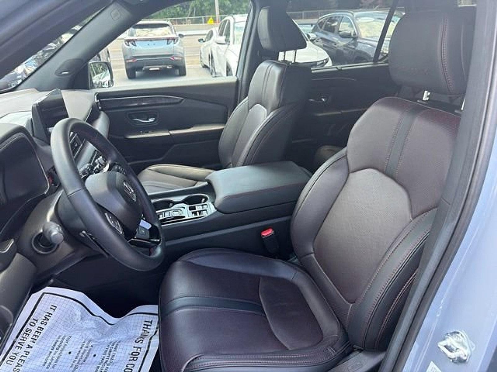2025 Honda Pilot Black Edition