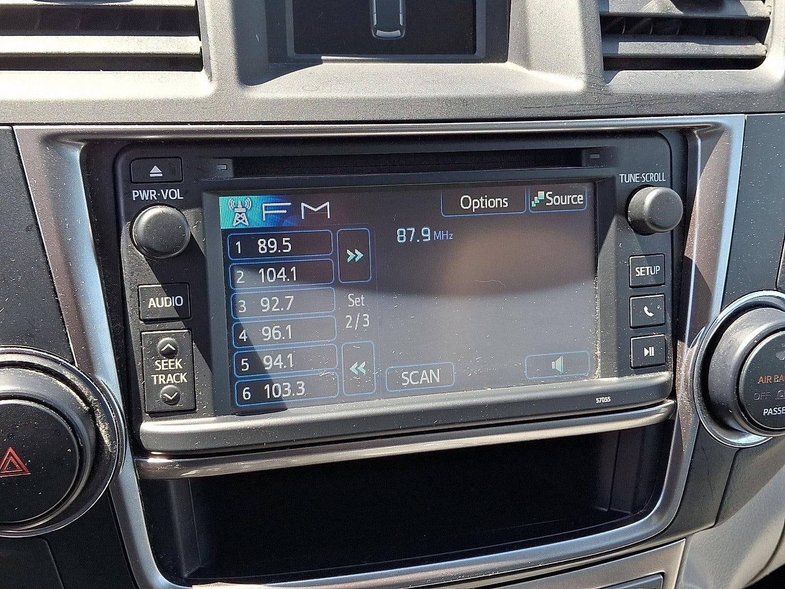 2013 Toyota Highlander SE