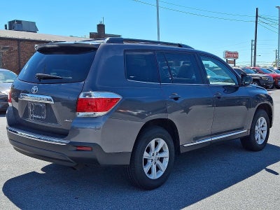 2013 Toyota Highlander SE