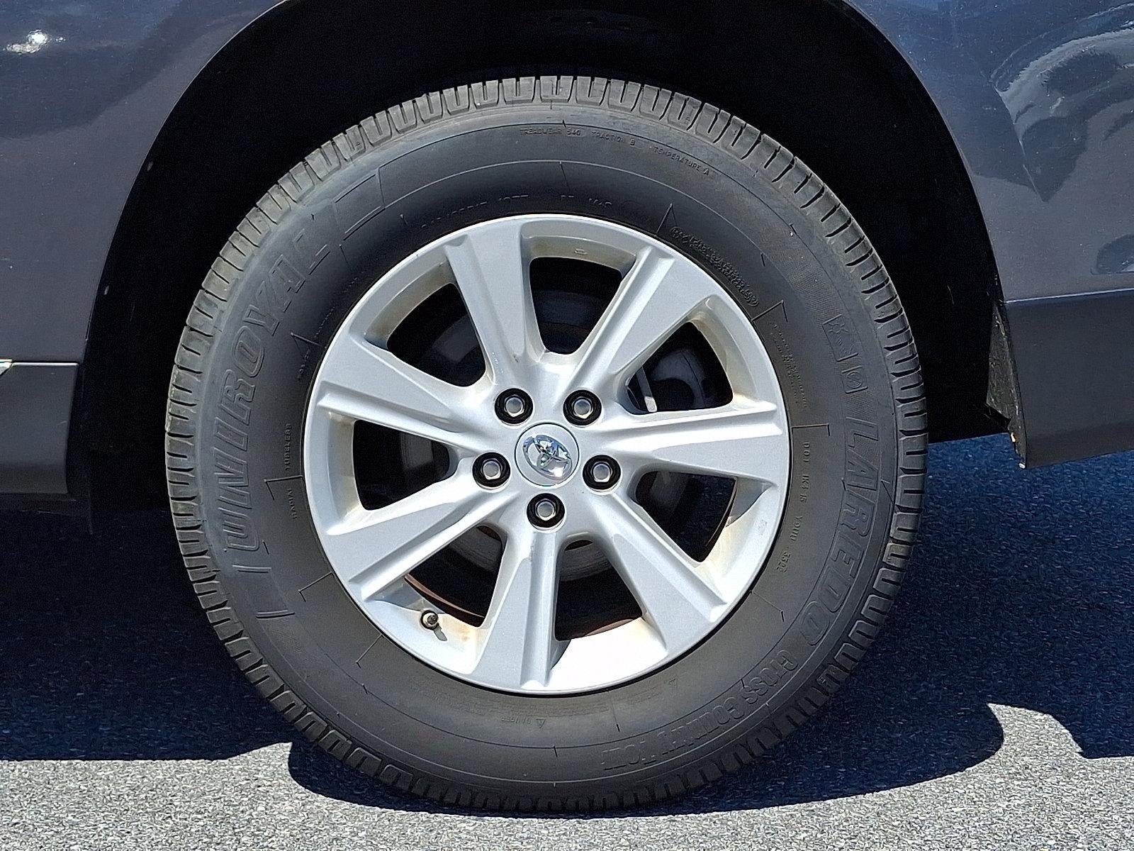 2013 Toyota Highlander SE