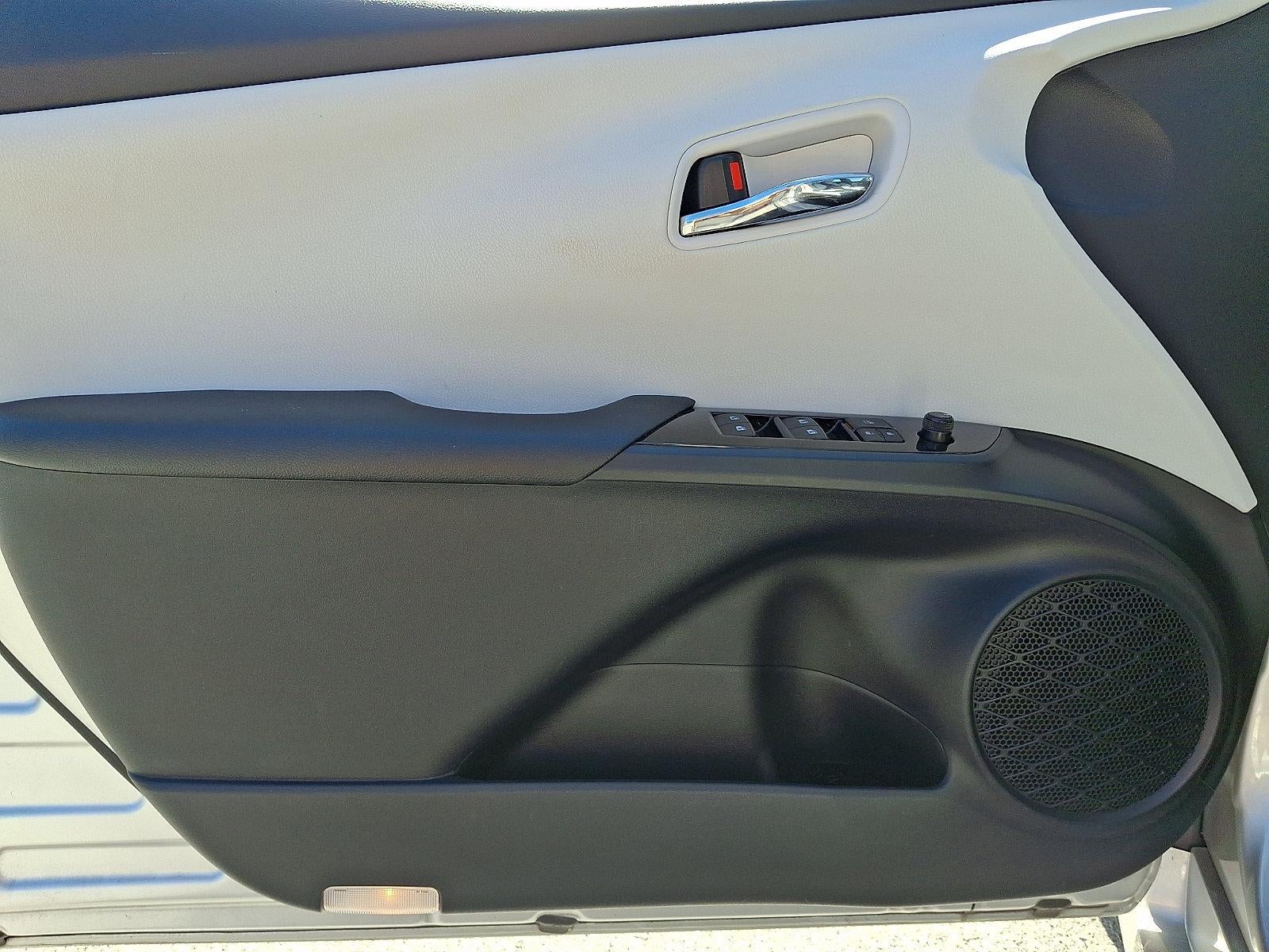 2018 Toyota Prius Four