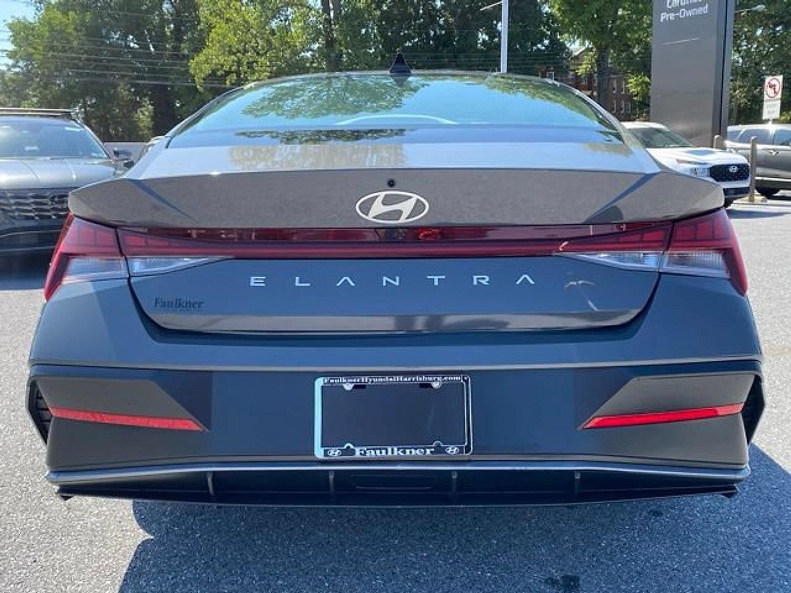 2024 Hyundai ELANTRA SEL