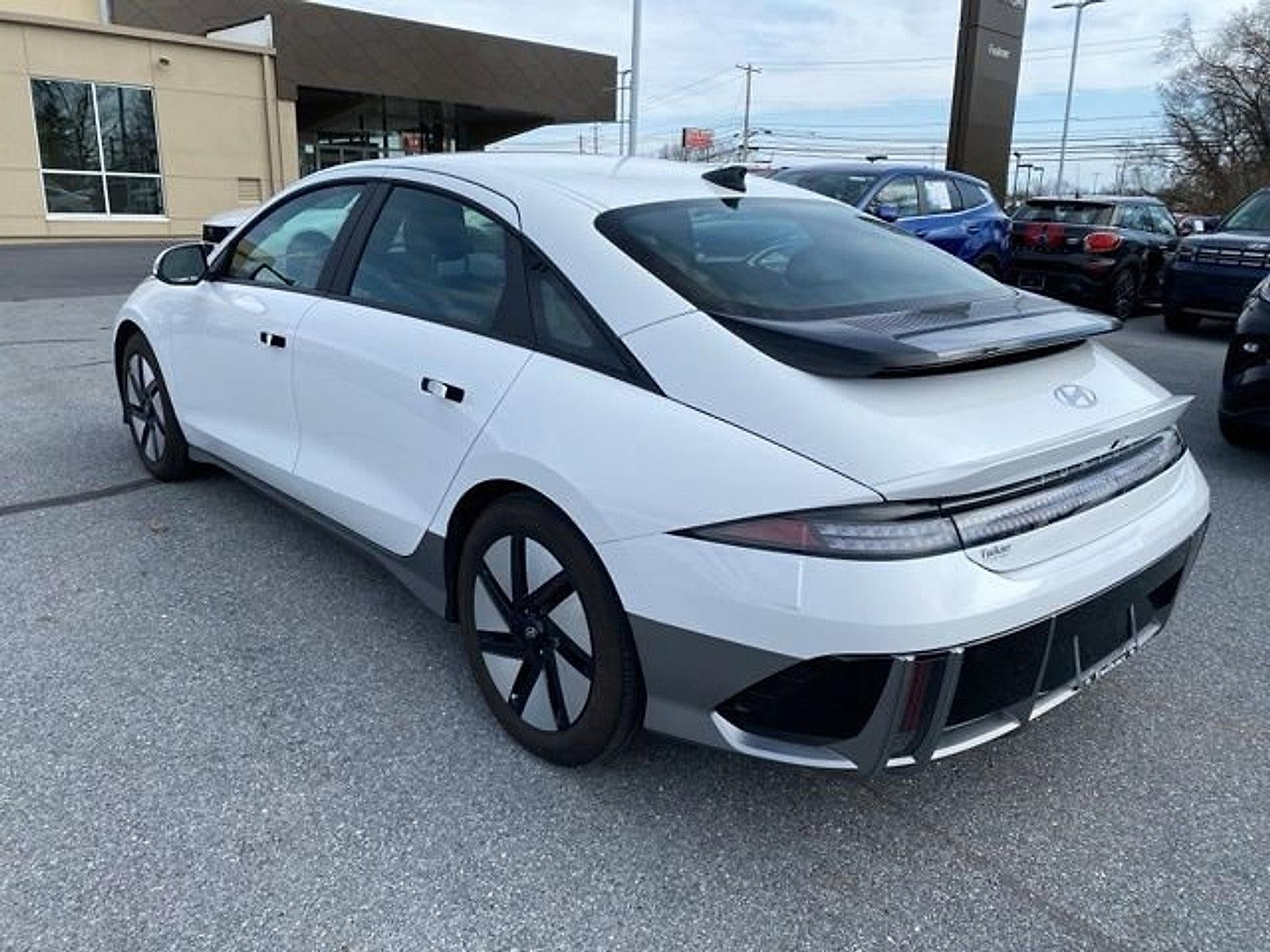 2024 Hyundai IONIQ 6 SE